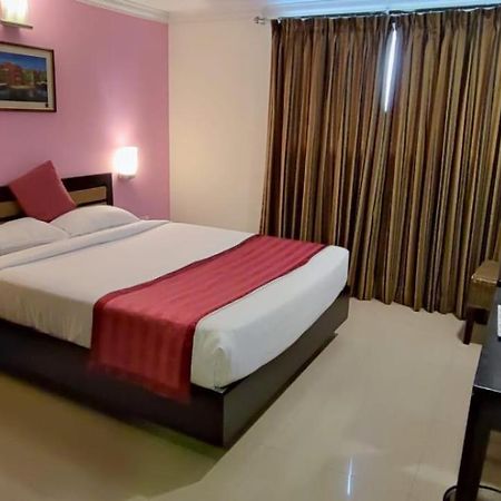 Shilton Suites Bangalore Luaran gambar